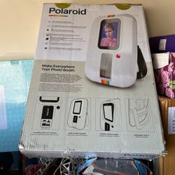 Polaroid