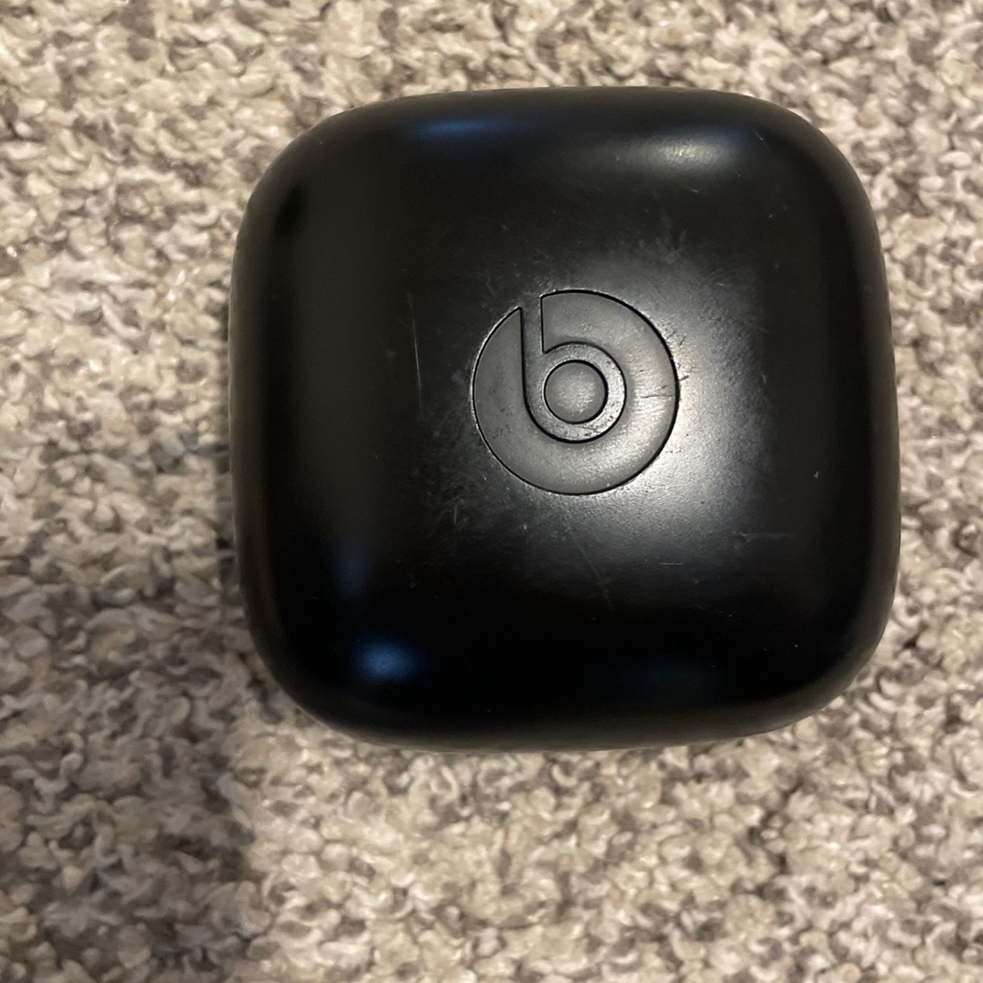 Apple Powerbeats Pro Charging Case- No Earbuds