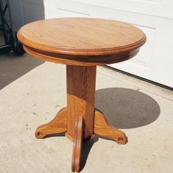 Vintage Wood Side Table 