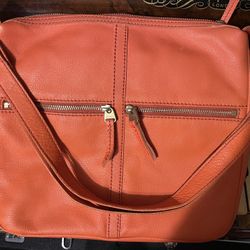 Gorgeous New Fossil Leather Bag.
