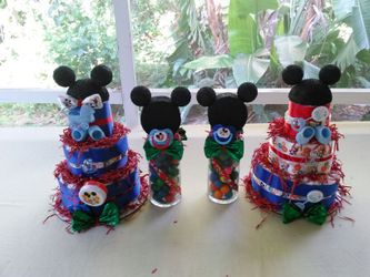 Diaper cakes