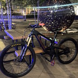 2024 Santa Cruz Nomad