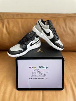 Nike Air Jordan 1 Low Shoes Shadow Toe (GS) Size 3.5Y 553560-052