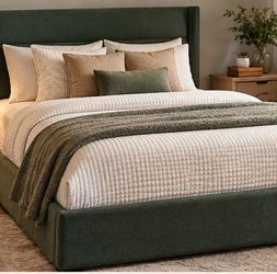 Queen bed
