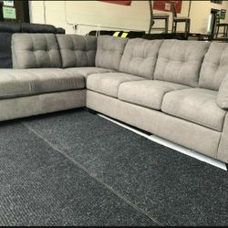 Falkirk Steel RAF Sectional / couch 849