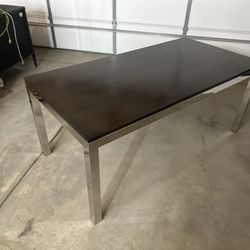 Micheal Gold + Bob Williams formal donning room table