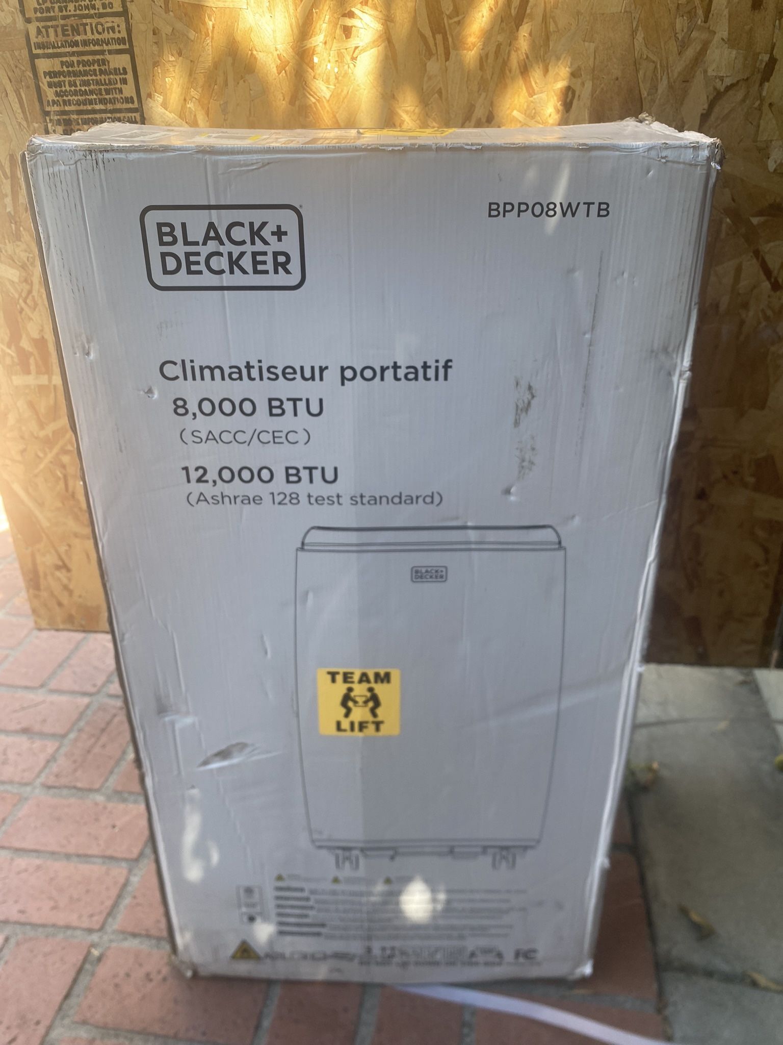 BLACK+DECKER 12,000 BTU Portable Air Conditioner with Remote Control, White