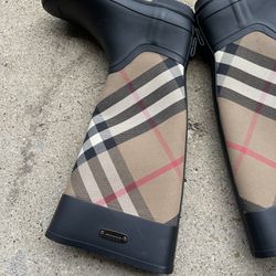 Burberry Boots 38 Europe