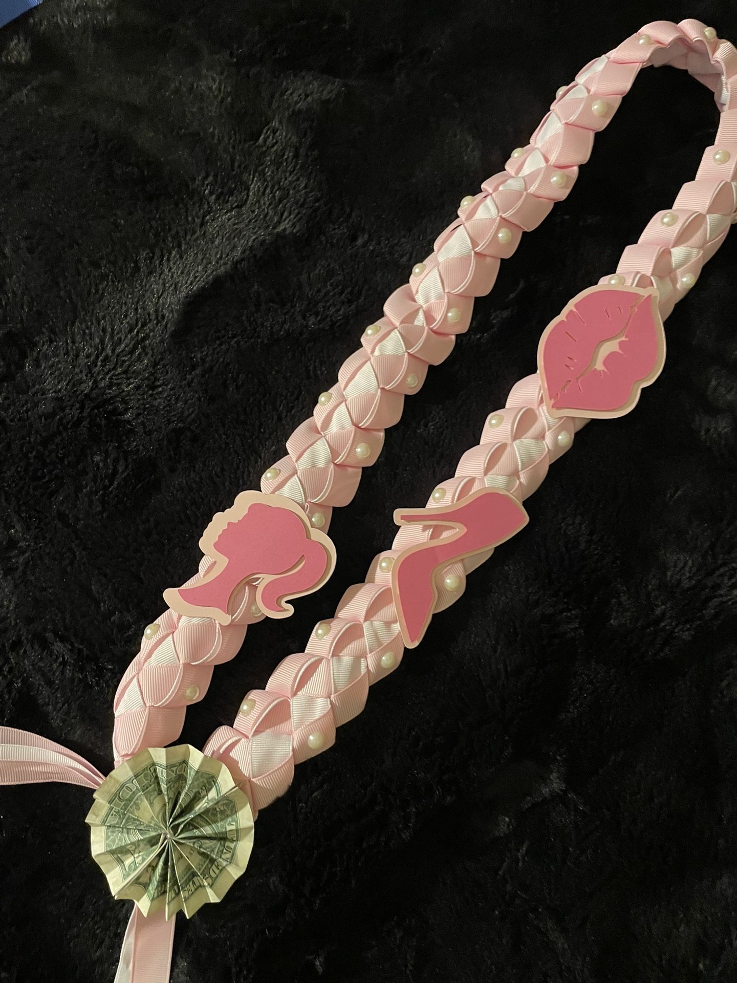 Barbie Grad Lei