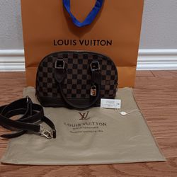 Louis Vuitton Women's Purse  With  Bag