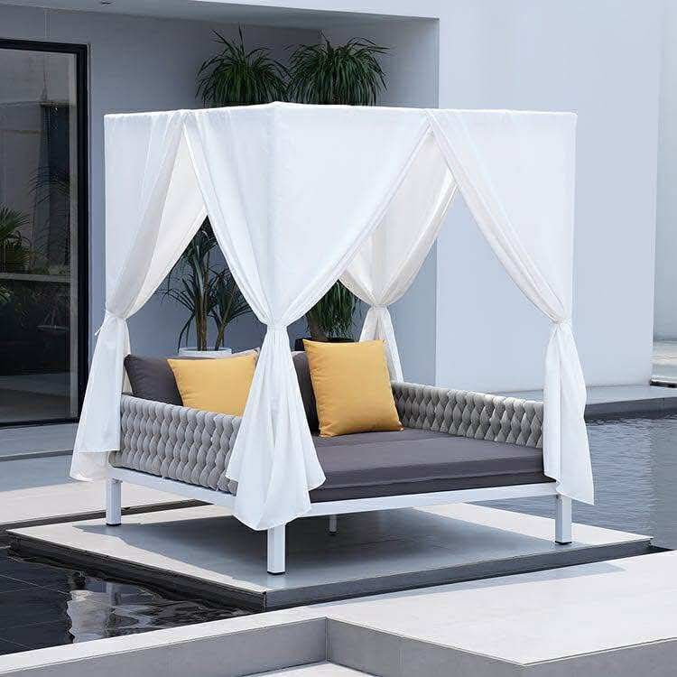 Homary White Aluminum & Gray Woven Rope 2-Person Outdoor Patio Daybed With Canopy Curtains