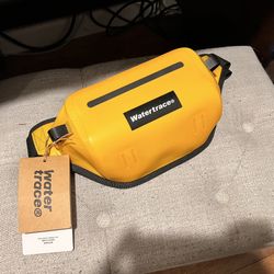 brand new watertrace waterproof waist bag in yellow