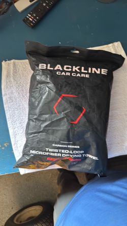 Blackline Carbon Series Twisted-Loop Microfiber Drying Towel 24” x 36” – New