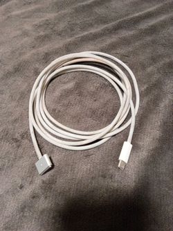 Apple USB-C to MagSafe 3 Charging Cable