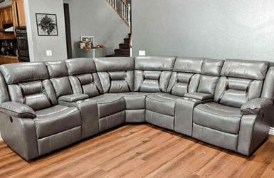 New Reclining Sectional. Grey Or Brown. 106” X 106”. Free Delivery!