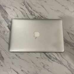 MacBook Air (11 Inch Mid