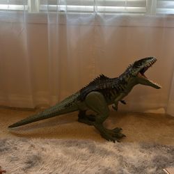 Jurassic World Super Colossal Dinosaur Action Figure, Large Giganotosaurus 