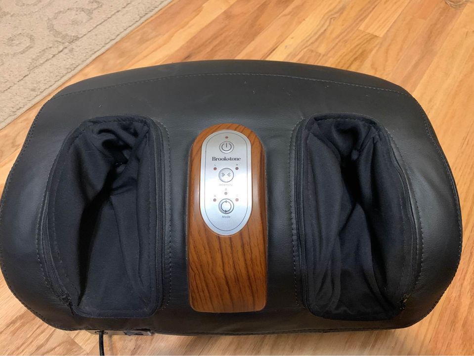 Brookstone i-need Soothing Foot Massager