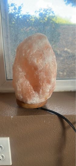 Himalayan Pink Salt Lamp