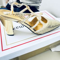 Gold Party Shoes 7.5-8 Excellent 