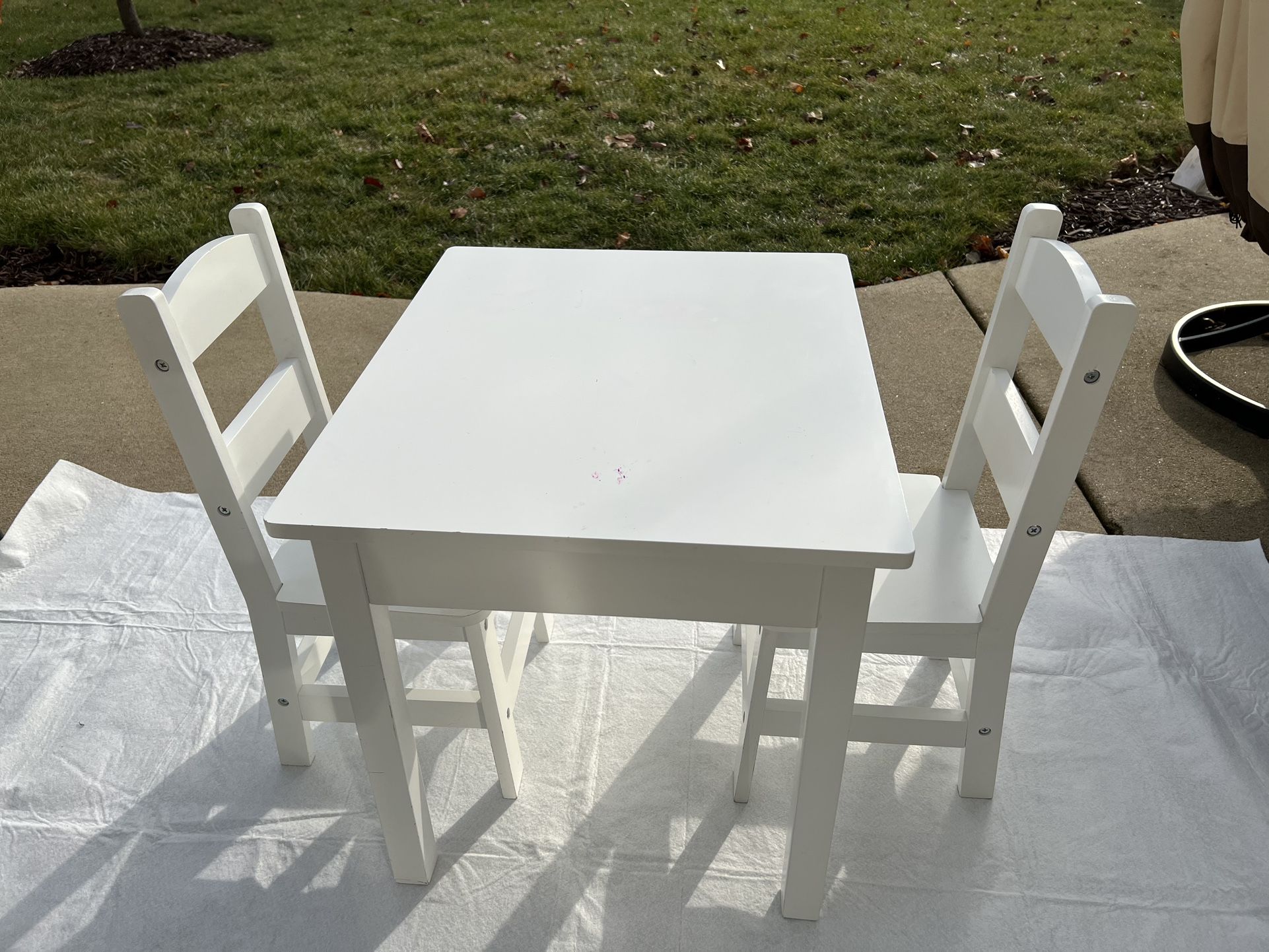 Melissa & Doug Wooden Table and Chairs Set - White - Used, but Good Condition.