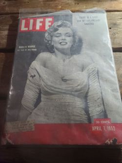 1952 life magazine marilyn monroe