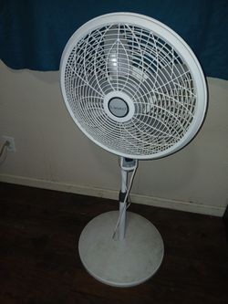 2 Lasko Standing  Fans in white