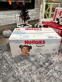 Huggies snug and dry. Size 4 (150 diapers)