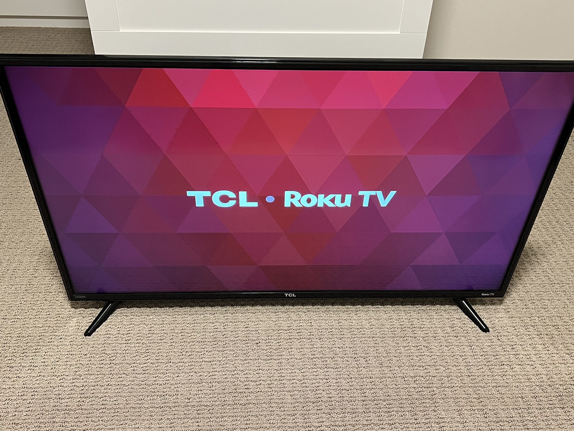 40” TCL Roku TV
