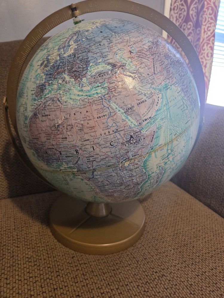 1970s  GLOBE 12" Diameter 