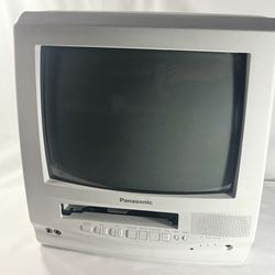 Panasonic Omnivision PVQ-1312W Retro White TV and VCR Combo Parts/Repair