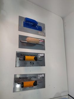 Trowel Schluter Square-Notch Trowel  lot of 4