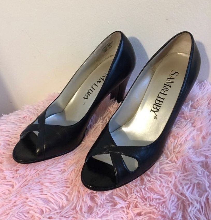 Sam & Libby black leather peep toe pumps. size 9M women’s