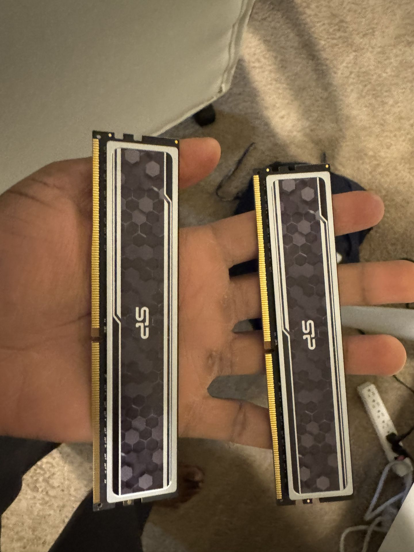16gb Ram Sticks( Fully Functional And Works) 