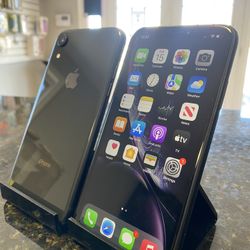 iPhone XR 64gb Unlocked 