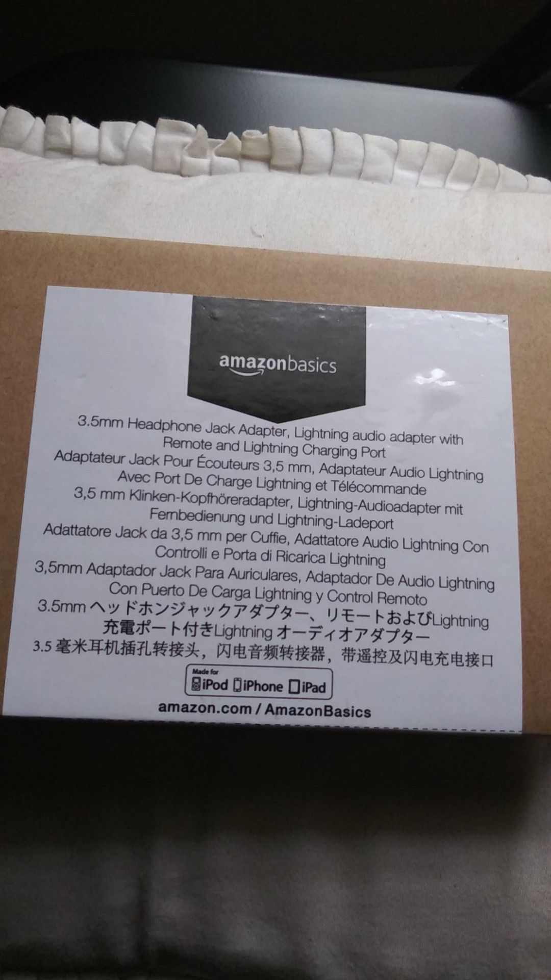 Amazon Basics 3.5mm Headphone Jack Adapter