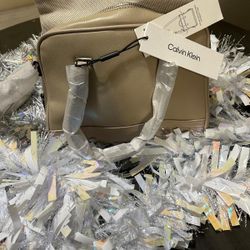Nwt Calvin Klein, 100% Authentic 
