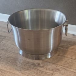 Large Stainless Steel Ice Bowl / Drink Bowl