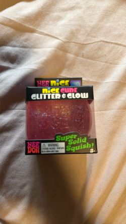 Glitter Glow Needoh