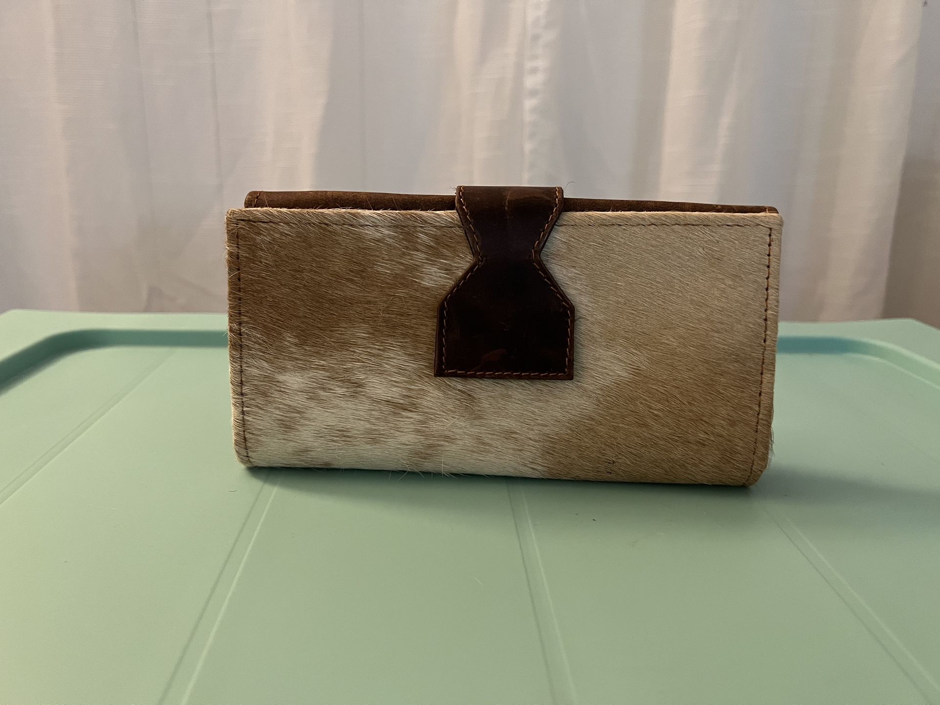 Leather Cowhide Wallet - New.