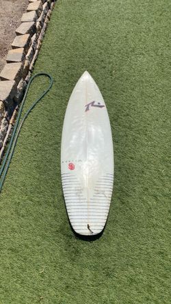 5’11” Rusty SD surfboard