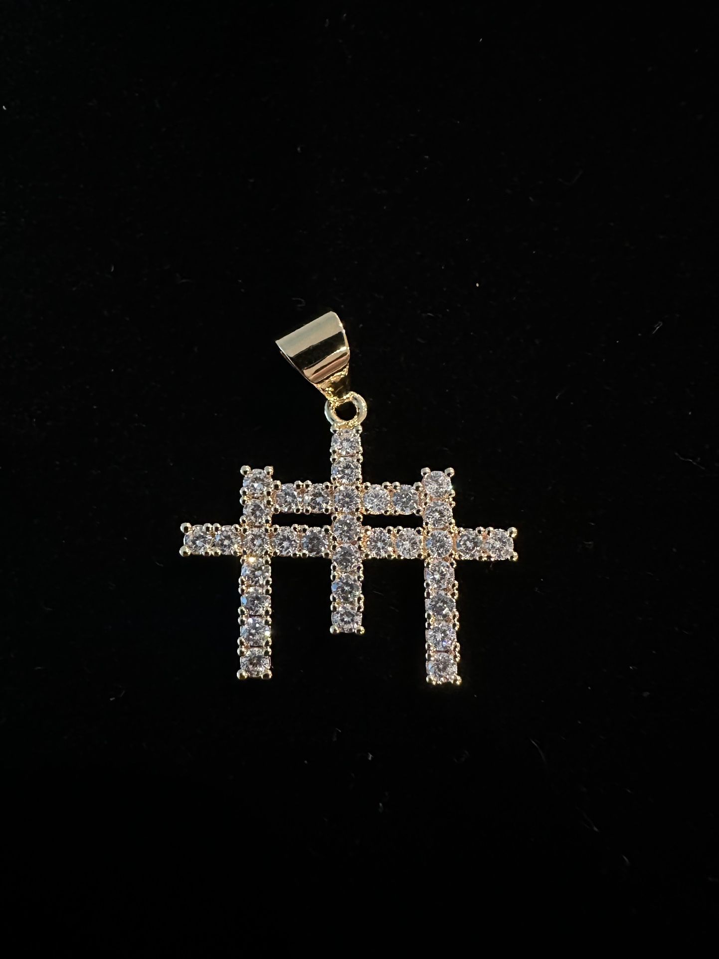 💎 Moissanite 3-Cross Pendant 💎