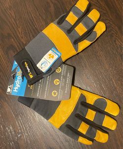 Water resistant leather gloves