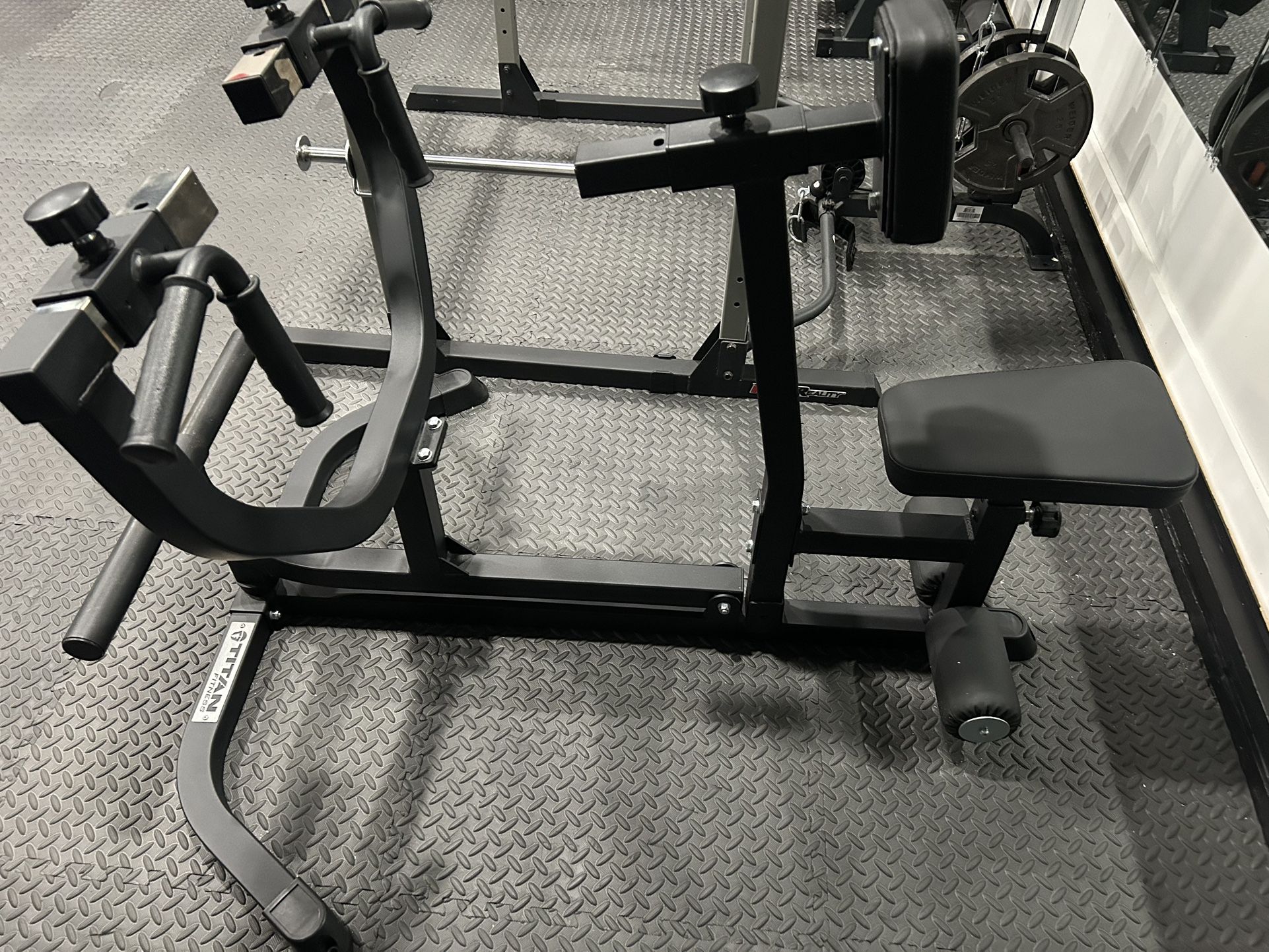 Titan Row Machine