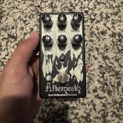 EarthQuaker Afterneath V3 Reverb Pedal 
