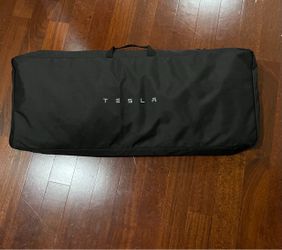 Tesla Pet Liner