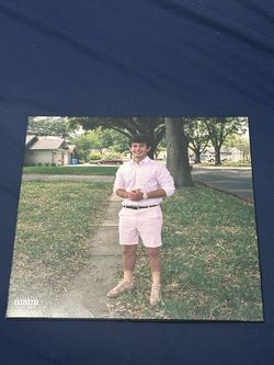 Valedictorian Ian Vinyl