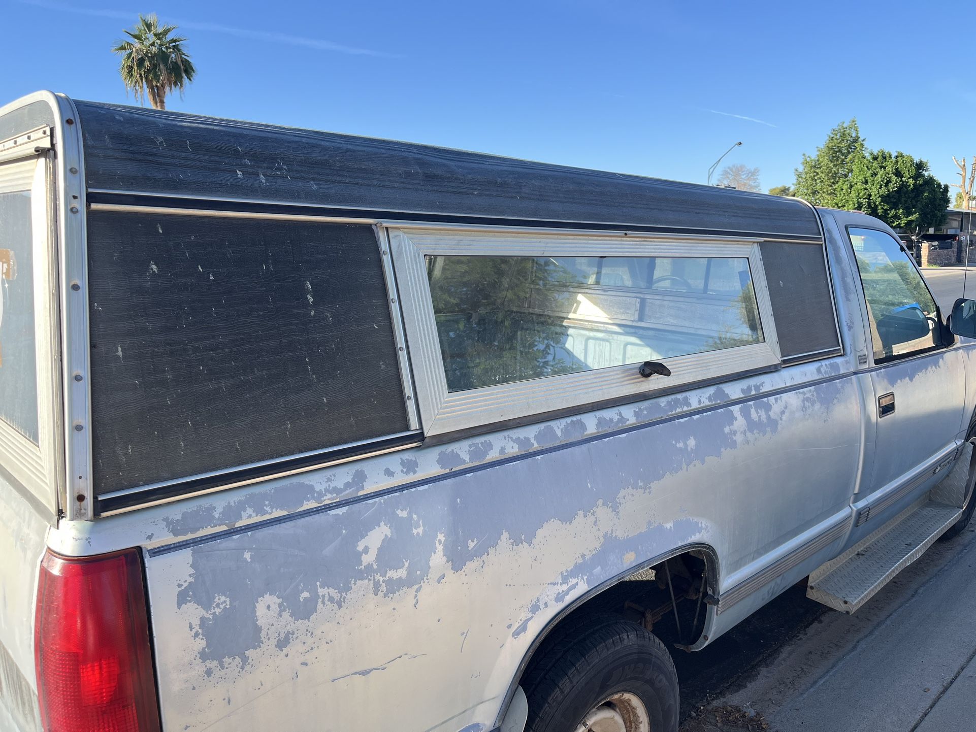 Aluminum 8 Foot Bed Truck Topper