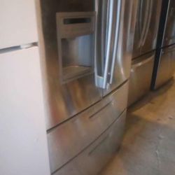 LG Bottom Freezer Stainless Steel Refrigerator 36"