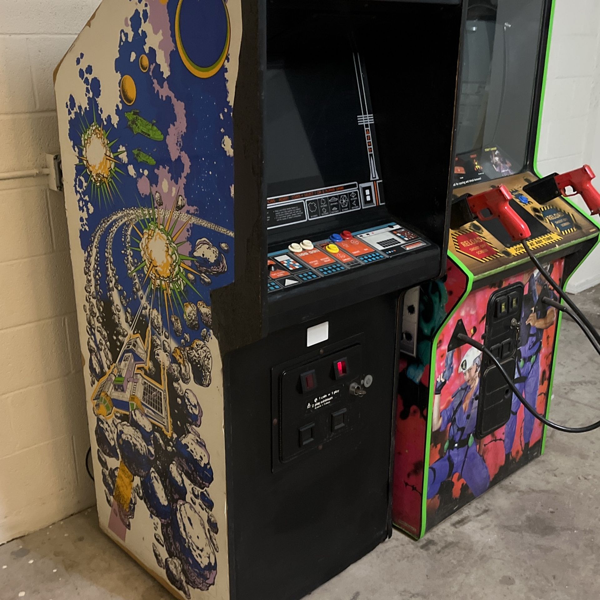 Asteroids Deluxe Atari Arcade Game Classic